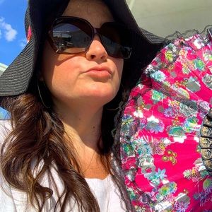 Meet your Posher, Andrea